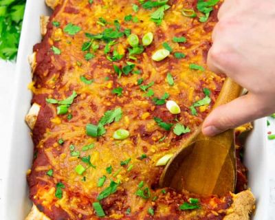 Enchiladas mit schwarzen Bohnen und Paprika