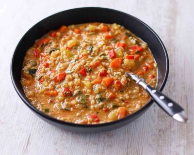 Buchweizensuppe mit Gemüse