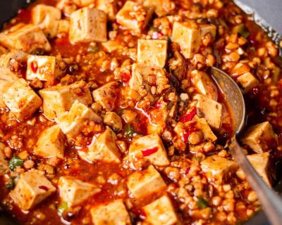 Veganer Mapo-Tofu (Szechuan Art)