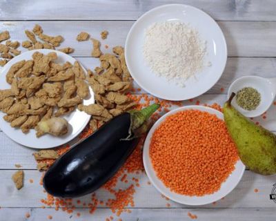 Sojaschnetzel Aubergine und Linsenpüree