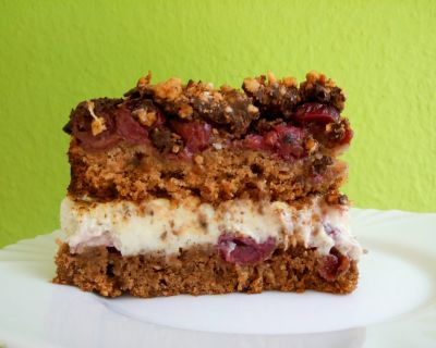 Eine vegane Donauwelle im Sommer…Ein locker_leichter Mommy Cake. Glutenfrei, und mit viel Liebe.