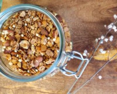 Crunchy Granola mit Zimt und Vanille