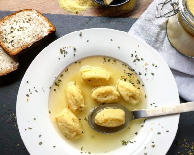 Grießnockerlsuppe vegan