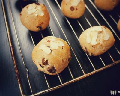 Vegane Rosinenbrötchen