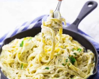 Fettuccine Alfredo