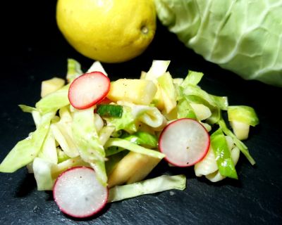 Nudel-Spitzkohlsalat