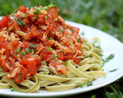 Vegane Bolognese mit Gemüse