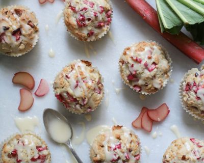 Rhabarber-Muffins mit Kokos