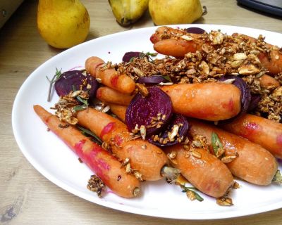 Herzhaft süße Salzkaramell Nüsse – als Topping für Gemüse, Salate und Co.