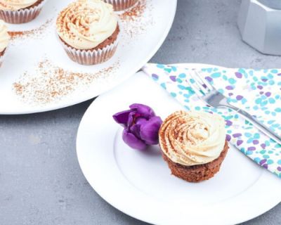 Fabelhaft köstliche Nuss Nougat Cupcakes mit Nougat Sahne Frosting