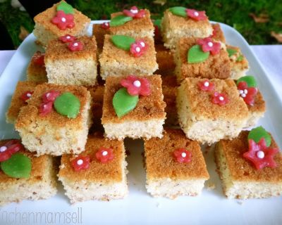  Grieß Joghurt Kuchen mit Zitronensirup getränkt - süß am Sonntag