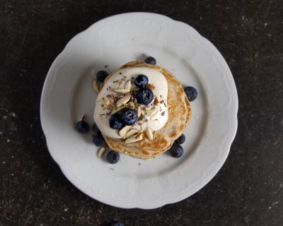 VEGANE BLAUBEER-PANCAKES