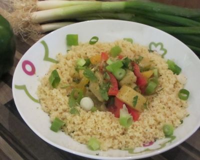Fruchtiges Paprika-Curry mit Couscous