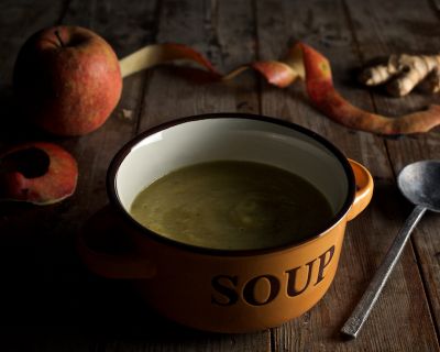 Apfel-Sellerie-Suppe