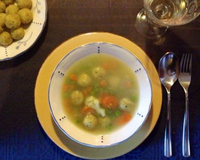 Mit Grießklößchensuppe sanft im neuen Jahr landen