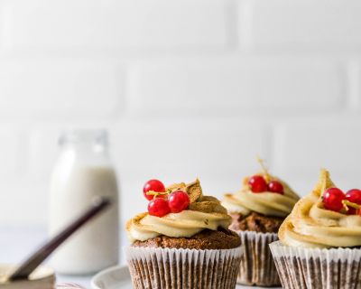 Glutenfreie & Vegane Johannisbeer-Cupcakes