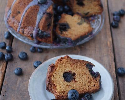 Heidelbeeren-Zitronen Gugelhupf * Blueberry Lemon Bundt Cake