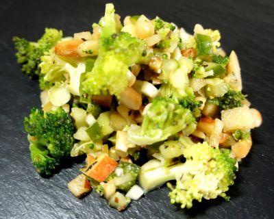 Brokkolisalat