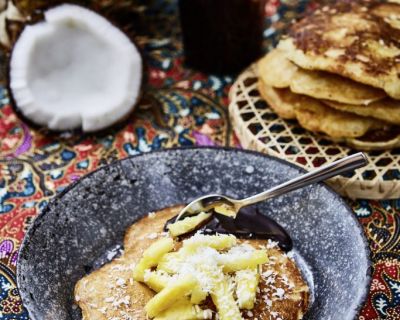 Ananas-Kokos-Pancakes mit Schoko-Kokos-Creme