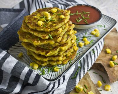 Polenta-Puffer mit Mais und Petersilie