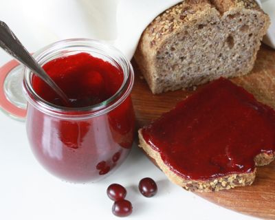 Rezept// Kornelkirsch-Marmelade | Wie schmecken eigentlich Kornelkirschen?