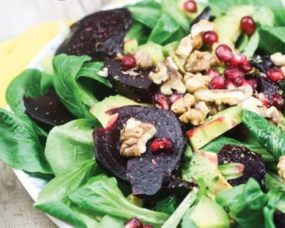 Wintersalat mit roter Bete und Walnüssen