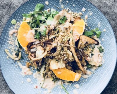 Veganer Wintersalat mit Couscous, Fenchel und Orangenfilets
