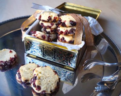 Heidesand mit Cranberry-Zuckerrand