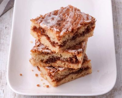 Saftiger veganer Zimtkuchen vom Blech