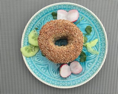 Tempeh-Käse-Bagel