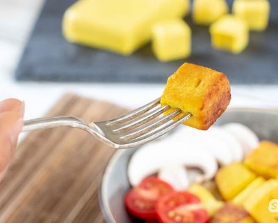 Kichererbsen-Tofu aus Kichererbsenmehl: die einfache Alternative zu Tofu aus Soja