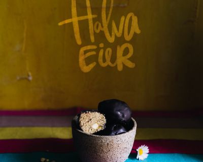 Halva-Eier – Kleine Sesam-Pralinen mit Schoko-Überzug